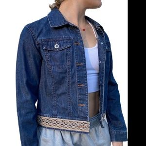Ann Taylor denim jacket crochet embroidered hem petite small
